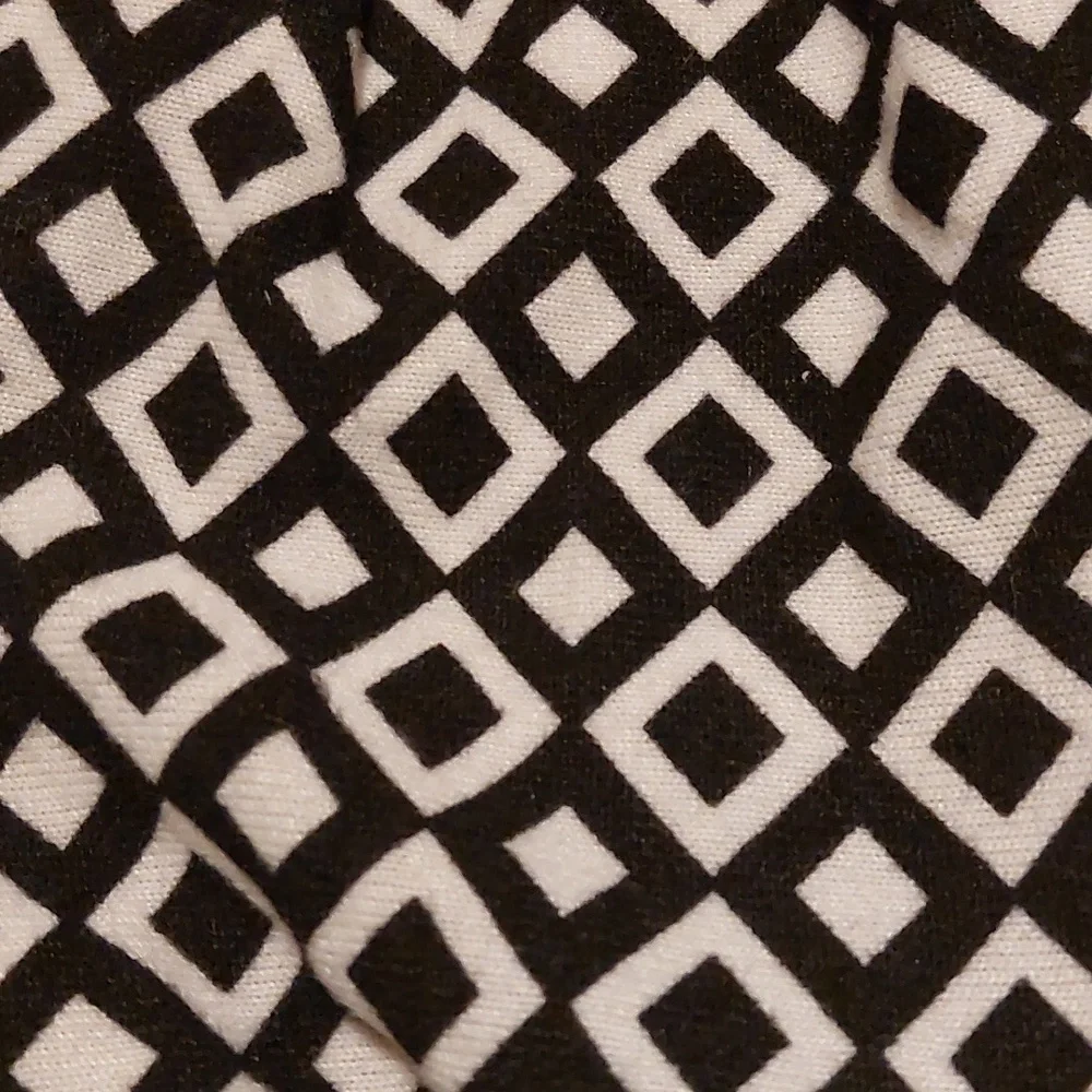 Eternity Scarf in Black and White Plaid NWT